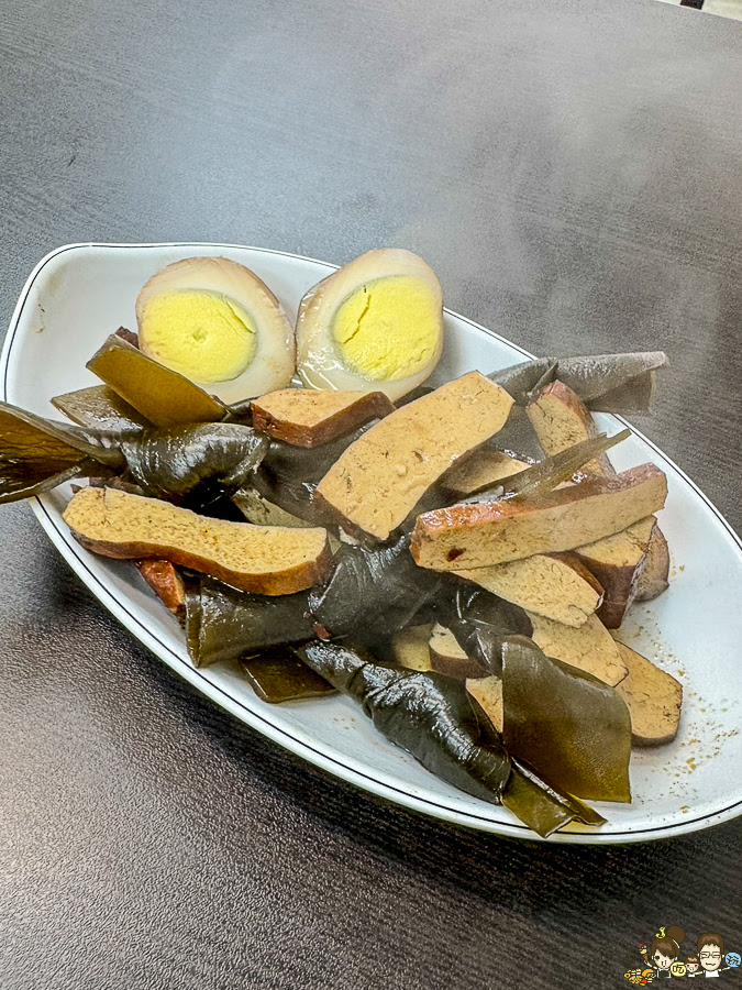 高雄 冰花煎餃 好吃 推薦 必吃 建工美食 學區美食 麵食館 李家煎餃梅樁園米麵食館