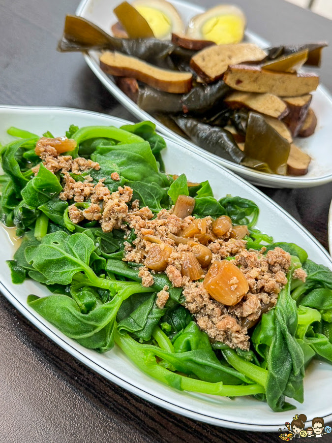 高雄 冰花煎餃 好吃 推薦 必吃 建工美食 學區美食 麵食館 李家煎餃梅樁園米麵食館