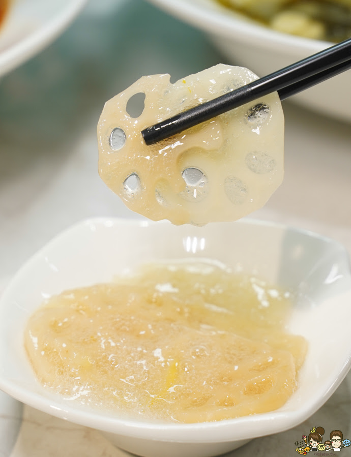 狂一鍋酸菜魚 台南 百貨 美食 聚餐 約會 時尚 懶人包 必吃 好吃 番茄 獨家 獨特 排隊美食 