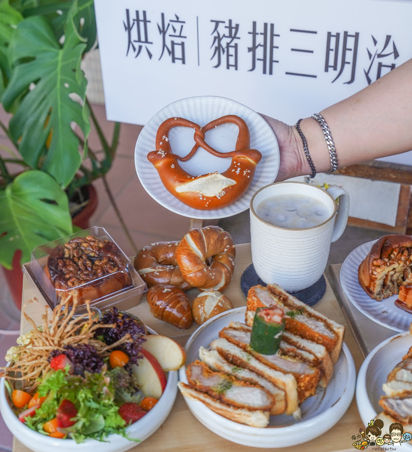 美食六樓A座 早午餐 下午茶 苓雅美食 麵包 吐司 小店 文青 手作 豬排三明治 沙拉 三明治 鮮奶吐司
