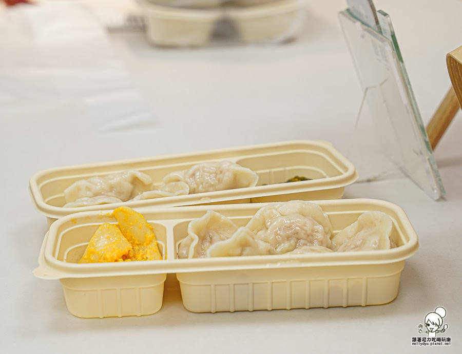 不凡水餃 巨無霸 水餃 高雄水餃 好吃 美食 精心 天然 團購