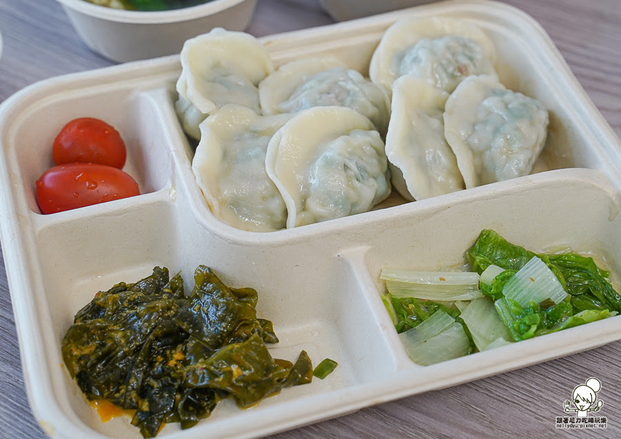不凡水餃 巨無霸 水餃 高雄水餃 好吃 美食 精心 天然 團購