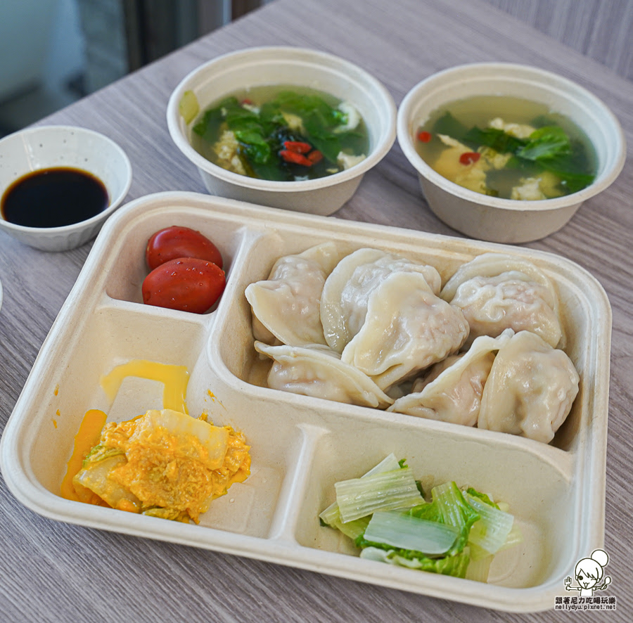 不凡水餃 巨無霸 水餃 高雄水餃 好吃 美食 精心 天然 團購