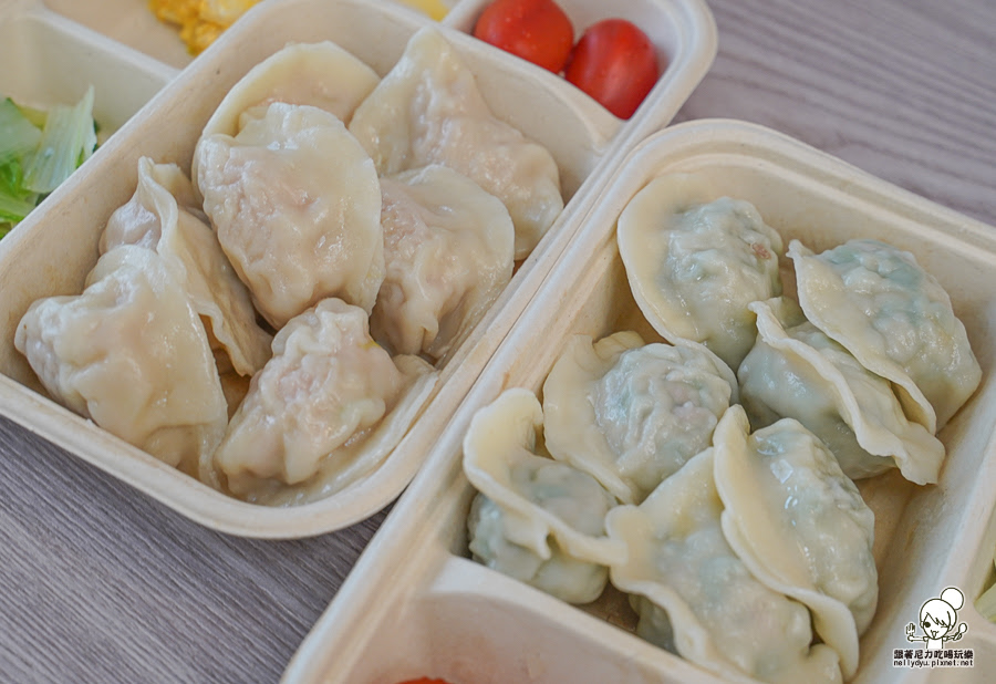 不凡水餃 巨無霸 水餃 高雄水餃 好吃 美食 精心 天然 團購
