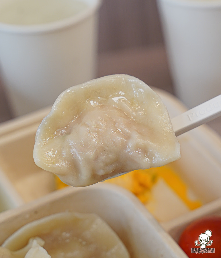 不凡水餃 巨無霸 水餃 高雄水餃 好吃 美食 精心 天然 團購