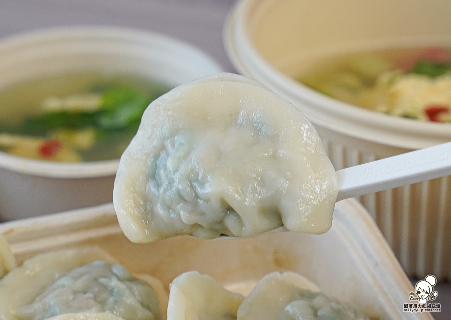 不凡水餃 巨無霸 水餃 高雄水餃 好吃 美食 精心 天然 團購
