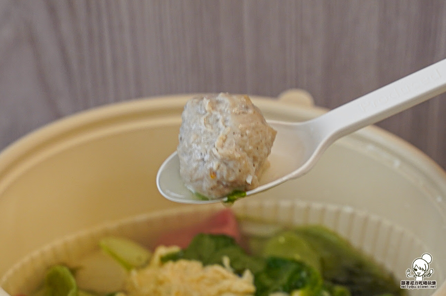 不凡水餃 巨無霸 水餃 高雄水餃 好吃 美食 精心 天然 團購
