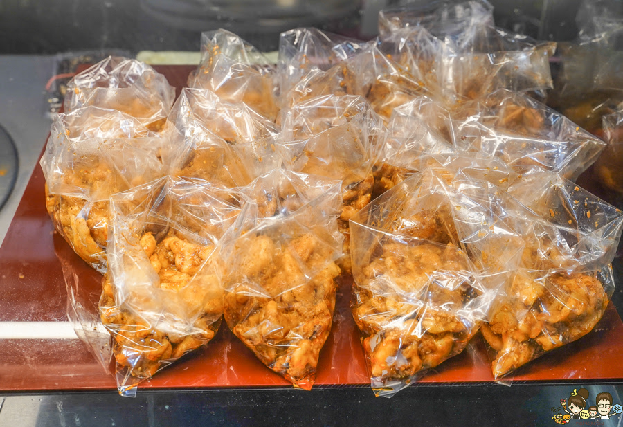 麻辣乾鍋 滷味 自由市場 排隊 團購 熱賣 搶手 方芳麻辣手工菜 乾鍋 川味 市場美食 自由市場
