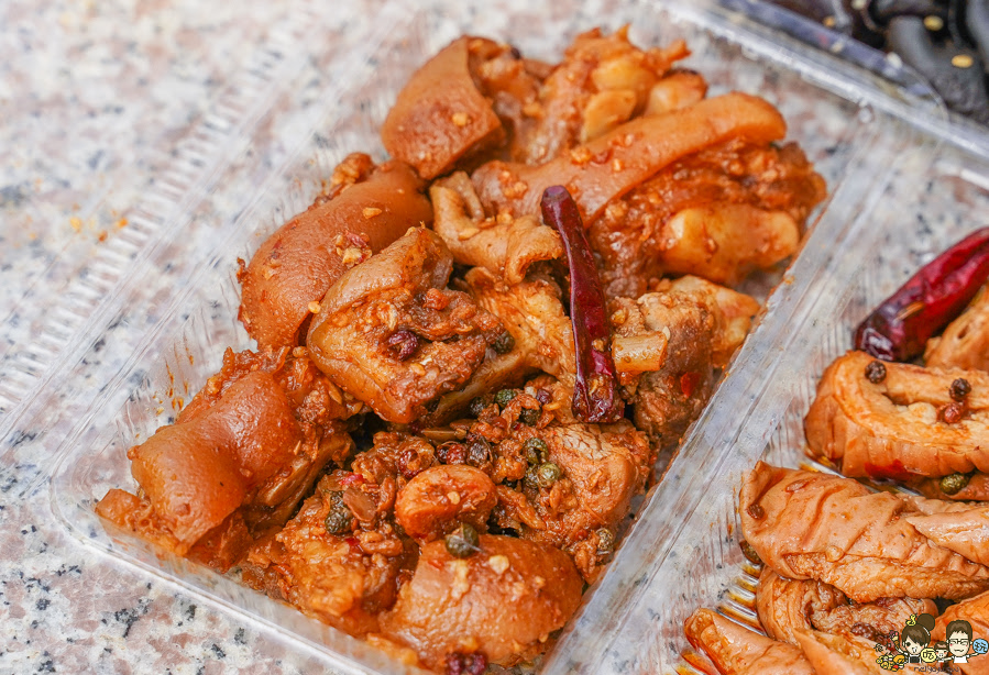麻辣乾鍋 滷味 自由市場 排隊 團購 熱賣 搶手 方芳麻辣手工菜 乾鍋 川味 市場美食 自由市場