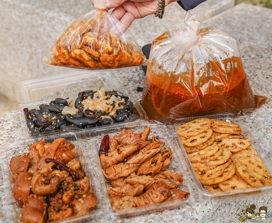 麻辣乾鍋 滷味 自由市場 排隊 團購 熱賣 搶手 方芳麻辣手工菜 乾鍋 川味 市場美食 自由市場