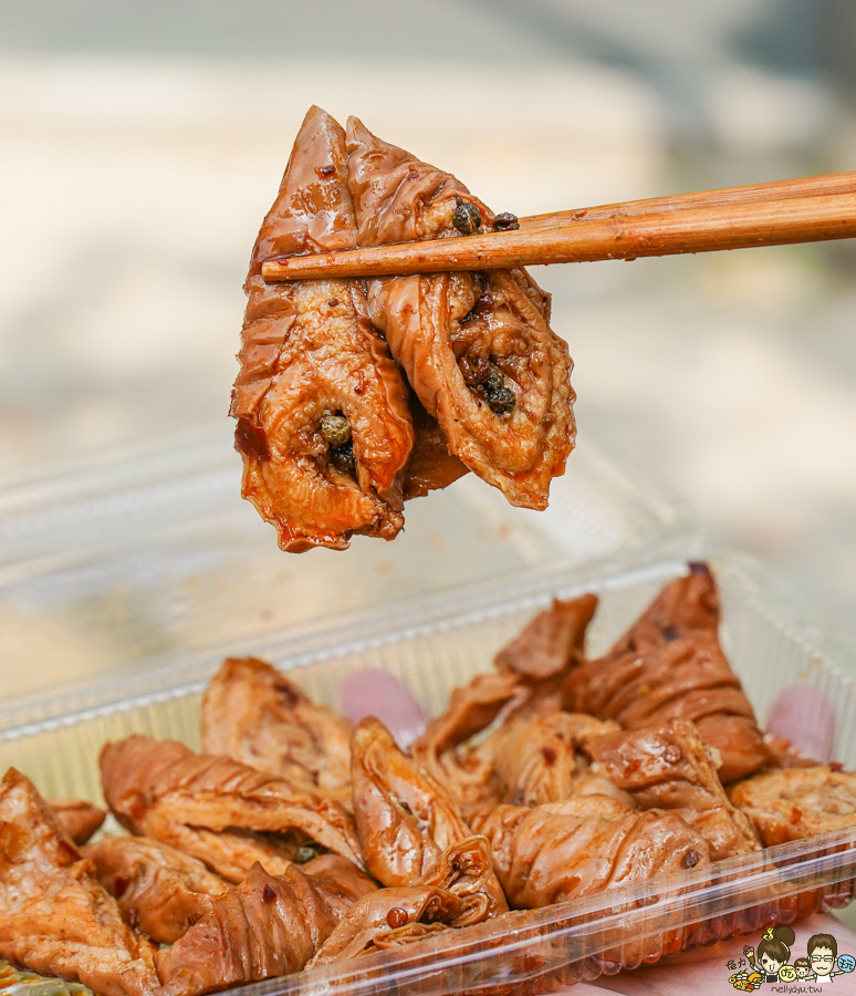 麻辣乾鍋 滷味 自由市場 排隊 團購 熱賣 搶手 方芳麻辣手工菜 乾鍋 川味 市場美食 自由市場