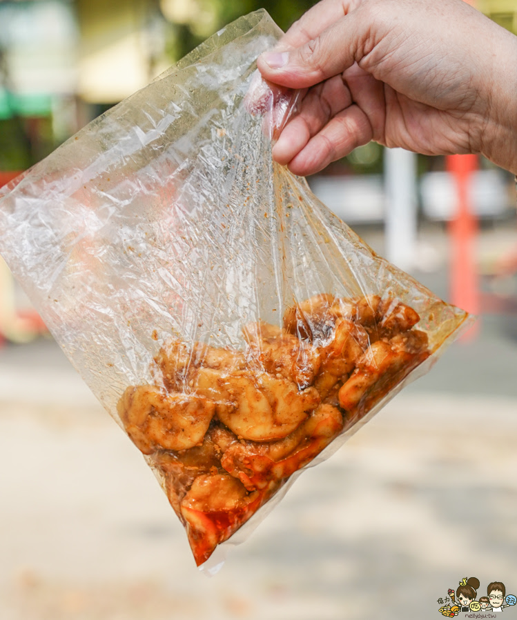 麻辣乾鍋 滷味 自由市場 排隊 團購 熱賣 搶手 方芳麻辣手工菜 乾鍋 川味 市場美食 自由市場