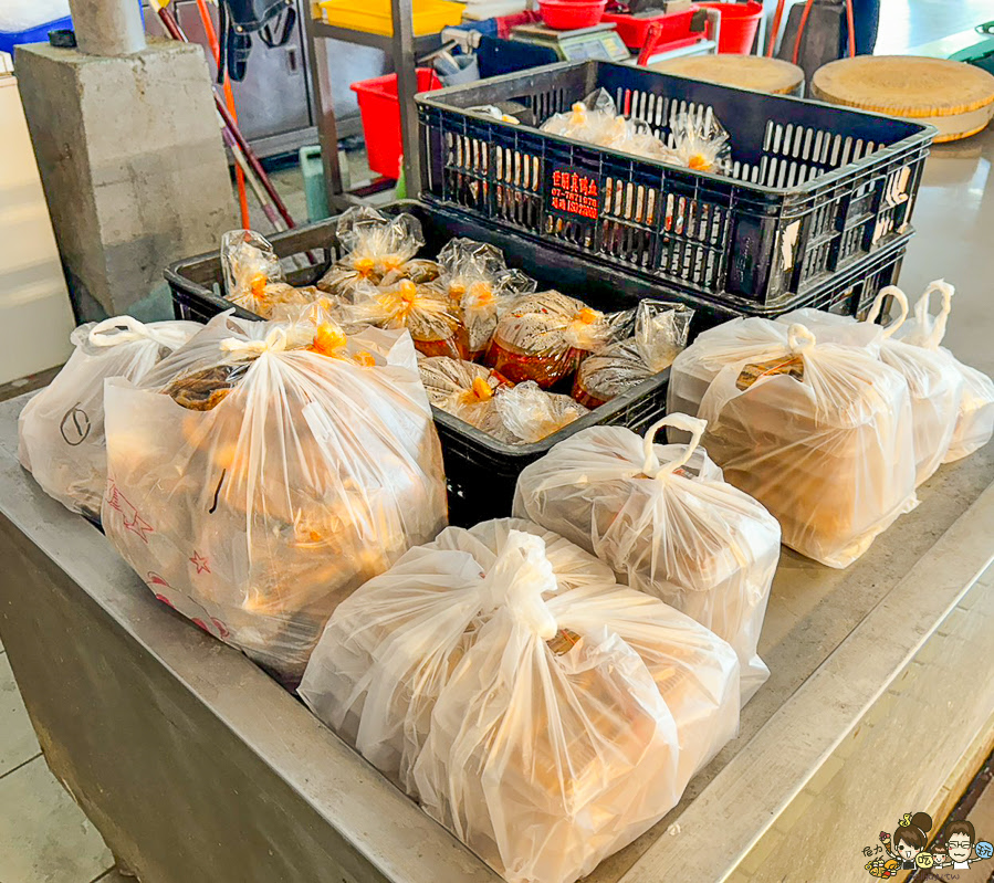 麻辣乾鍋 滷味 自由市場 排隊 團購 熱賣 搶手 方芳麻辣手工菜 乾鍋 川味 市場美食 自由市場