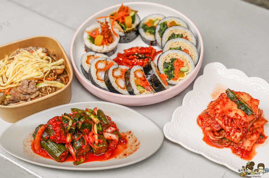 自然捲韓式飯捲專賣店 韓式紫菜飯捲 團購 好吃 推薦 排隊 正宗 韓國料理 韓式 韓式泡菜 麻藥捲 飯捲 好吃 上班族最愛