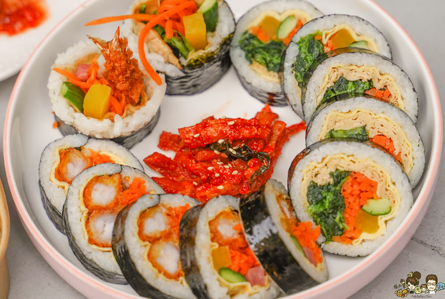 自然捲韓式飯捲專賣店 韓式紫菜飯捲 團購 好吃 推薦 排隊 正宗 韓國料理 韓式 韓式泡菜 麻藥捲 飯捲 好吃 上班族最愛