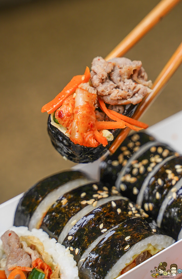 自然捲韓式飯捲專賣店 韓式紫菜飯捲 團購 好吃 推薦 排隊 正宗 韓國料理 韓式 韓式泡菜 麻藥捲 飯捲 好吃 上班族最愛