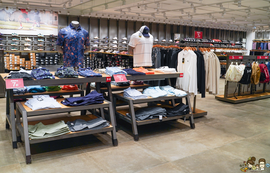 全館一折起 特賣 運動用品 球鞋 休閒 鞋子 跑鞋 休閒鞋 袋子 大品牌 Under Armour outlet 高雄 