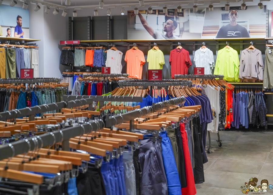 全館一折起 特賣 運動用品 球鞋 休閒 鞋子 跑鞋 休閒鞋 袋子 大品牌 Under Armour outlet 高雄 