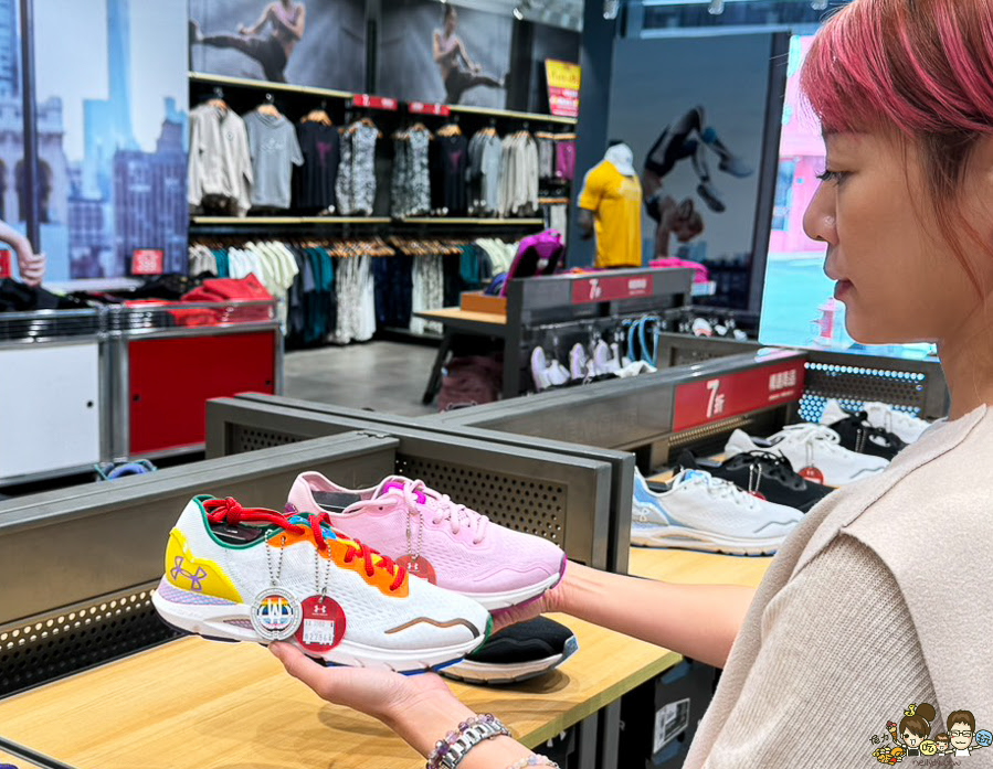 全館一折起 特賣 運動用品 球鞋 休閒 鞋子 跑鞋 休閒鞋 袋子 大品牌 Under Armour outlet 高雄 