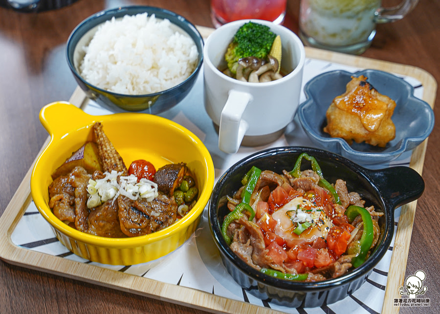 商業午餐 咖哩 炸豬排 高雄美食 午餐 個人套餐 咖哩 獨家 獨門 周年慶 美食 必吃 鳳山 五甲