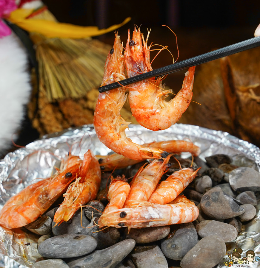 城市部落 聚餐 原住民 左營聚餐 聚會 母親節 尾牙 招牌桶烤雞 黃金脆皮雞 風味菜 獨門 私房料理 包廂