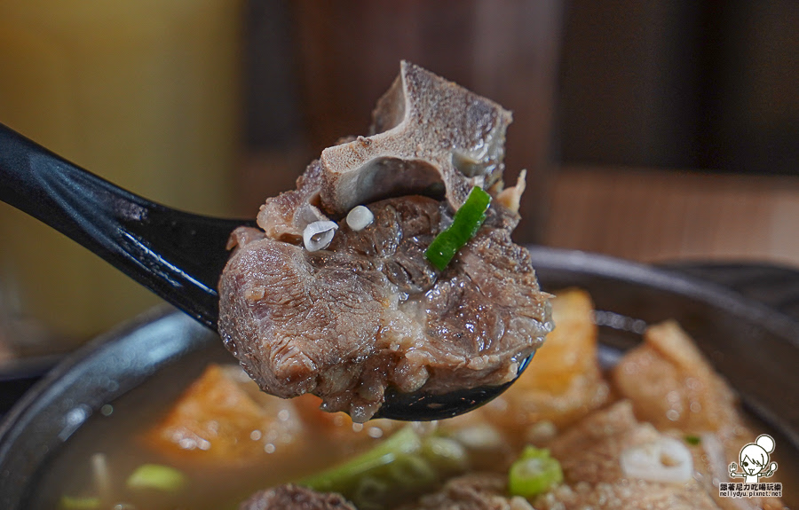 老巴剎 新加坡風味美食 叻沙麵 海南雞飯 肉骨茶 沙嗲 咖椰土司 南洋甜點