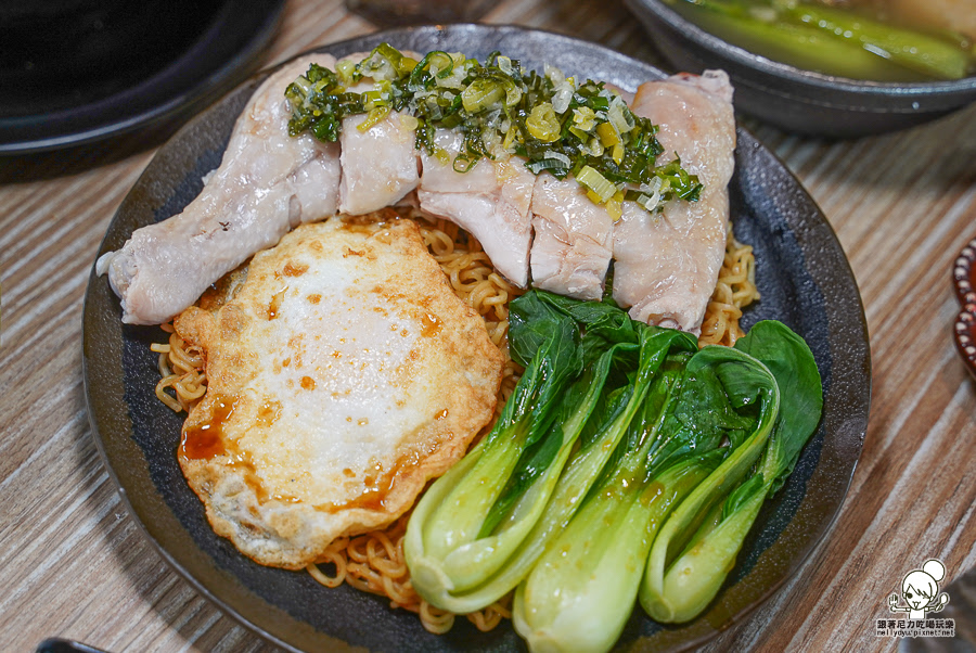 老巴剎 新加坡風味美食 叻沙麵 海南雞飯 肉骨茶 沙嗲 咖椰土司 南洋甜點