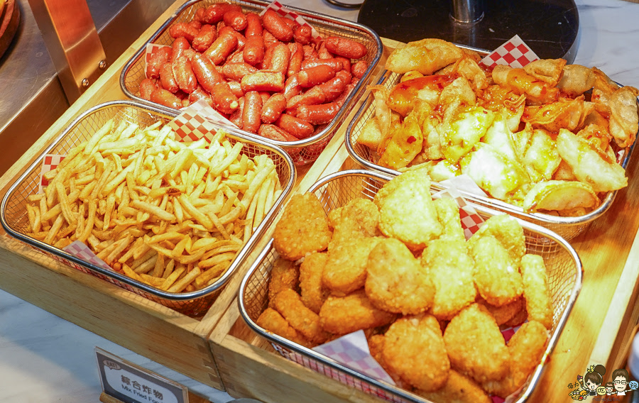 牛室炙燒牛排 高雄牛排 平價牛排 套餐 親子 兒童節 露營 聚餐 台式 披薩 珍珠奶茶 熊熊奶茶 高雄 必吃 全家