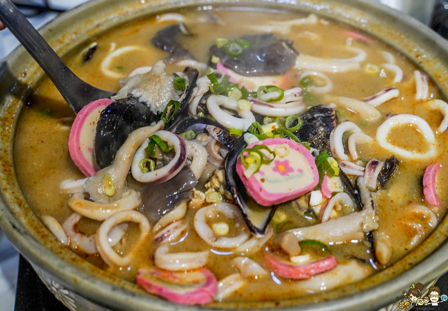 牛室炙燒牛排 高雄牛排 平價牛排 套餐 親子 兒童節 露營 聚餐 台式 披薩 珍珠奶茶 熊熊奶茶 高雄 必吃 全家