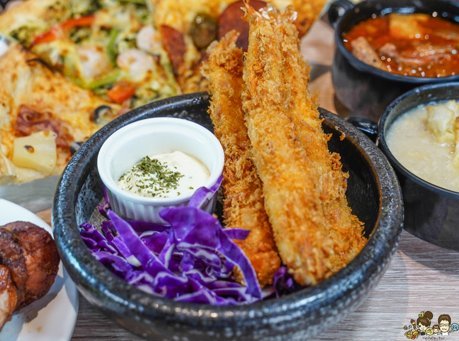 牛室炙燒牛排 高雄牛排 平價牛排 套餐 親子 兒童節 露營 聚餐 台式 披薩 珍珠奶茶 熊熊奶茶 高雄 必吃 全家