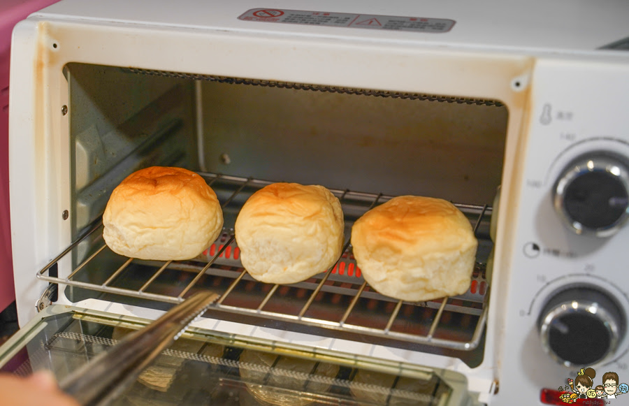 皇院 皇院杏仁茶 紅茶牛奶 古早味 懷舊 傳承 高雄杏仁茶 手搖飲 餐包 杏仁豆腐 