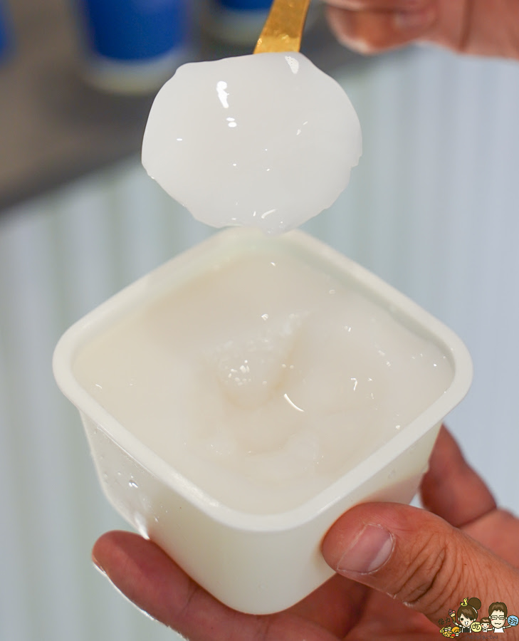 皇院 皇院杏仁茶 紅茶牛奶 古早味 懷舊 傳承 高雄杏仁茶 手搖飲 餐包 杏仁豆腐 