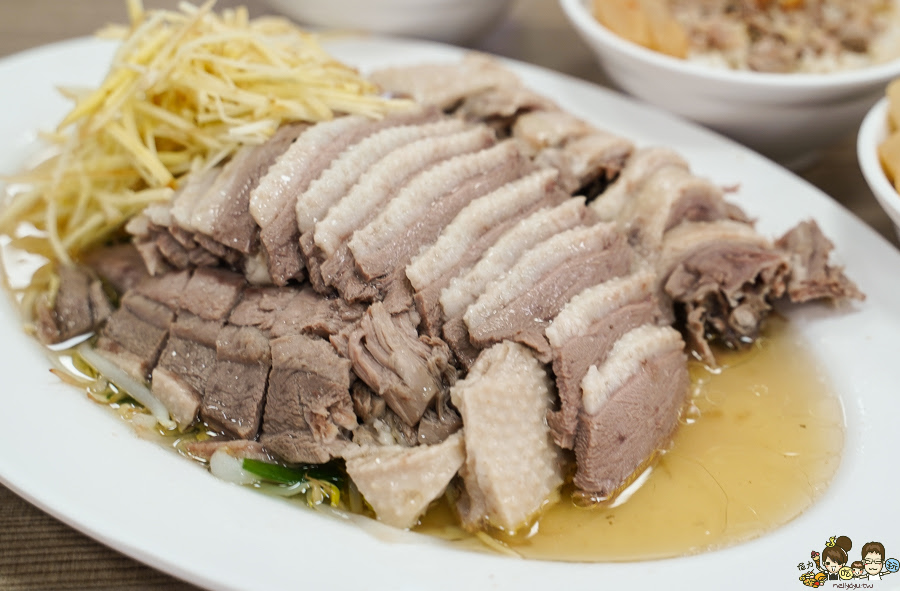 小琉球 鵝肉 私藏 美食 隱藏版 玖肆鴨霸 小琉球美食 必吃 在地人推薦 鴨肉飯 熱炒 桌菜 