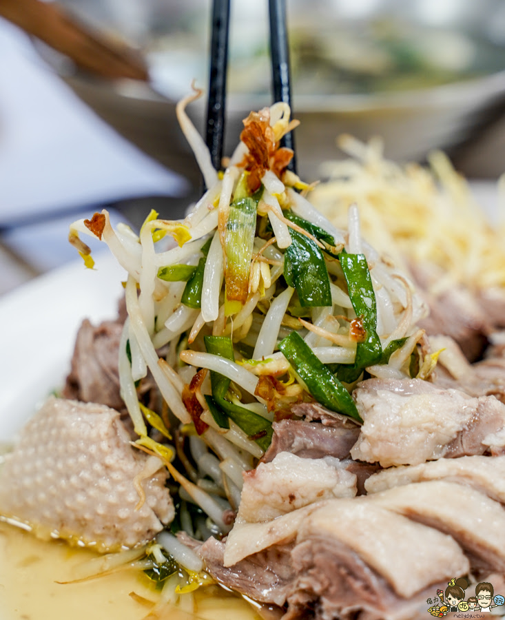 小琉球 鵝肉 私藏 美食 隱藏版 玖肆鴨霸 小琉球美食 必吃 在地人推薦 鴨肉飯 熱炒 桌菜 