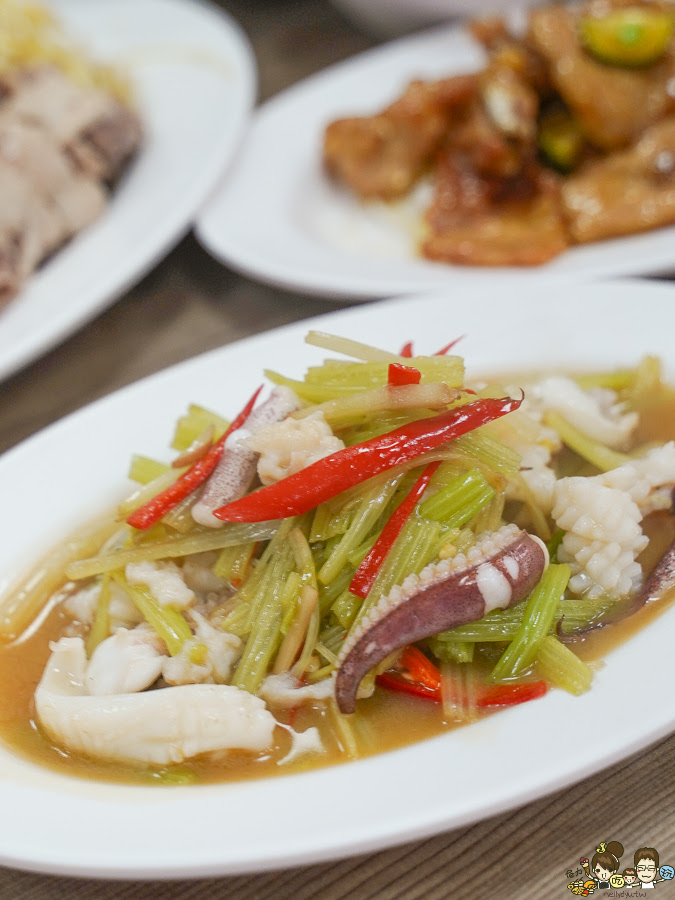 小琉球 鵝肉 私藏 美食 隱藏版 玖肆鴨霸 小琉球美食 必吃 在地人推薦 鴨肉飯 熱炒 桌菜 