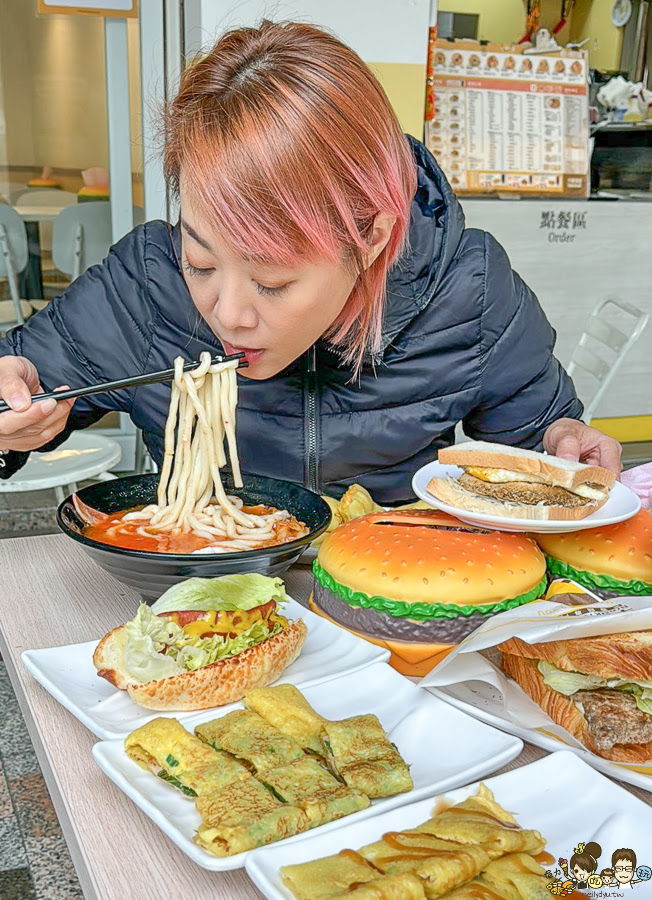 在地老店 老牌 早餐 千香漢堡 漢堡 蛋餅 粉漿蛋餅 好吃蛋餅 回歸 必吃 早餐 早午餐 高雄 好吃美食 招牌麥蛋 