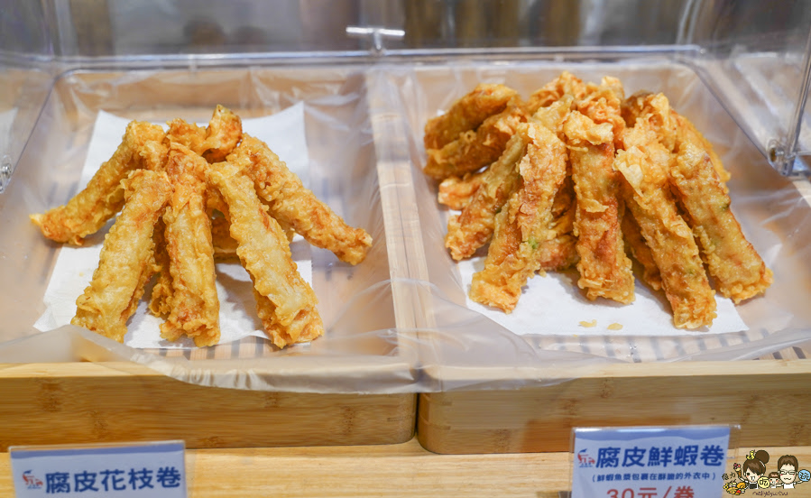 正香鮮旗魚黑輪 鳳山 老字號 市場 澄合市場 超過30年 高雄旗魚黑輪 好吃 黑輪片 花枝 花枝排 乳酪卷 鮮蝦 小吃 下午茶 團購 魚鬆 烤肉 伴手禮