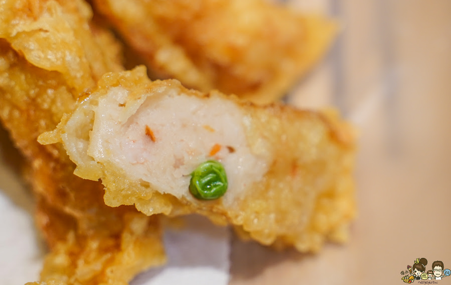 正香鮮旗魚黑輪 鳳山 老字號 市場 澄合市場 超過30年 高雄旗魚黑輪 好吃 黑輪片 花枝 花枝排 乳酪卷 鮮蝦 小吃 下午茶 團購 魚鬆 烤肉 伴手禮