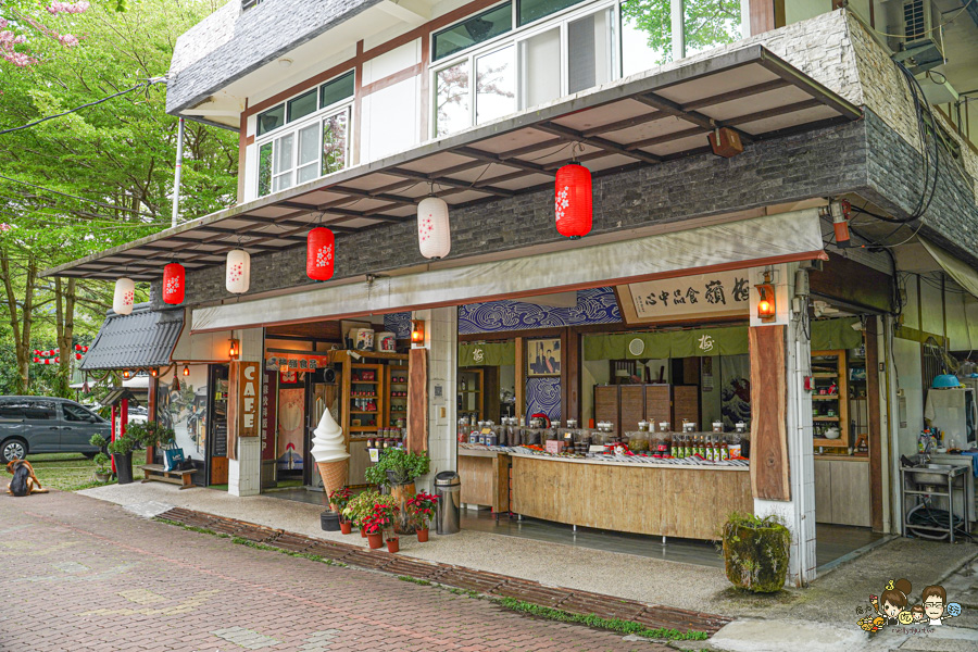 台南 梅嶺 龜丹溫泉 螢火蟲 網美餐廳 土雞城 旅遊 台南好吃好玩 推薦 必訪