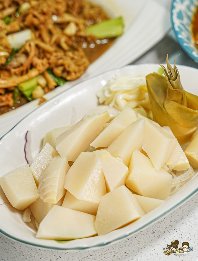 阿國鵝肉-高雄總店 高雄 必吃 聚餐 推薦 好停車 停車場 鵝肉 鍋物 熱炒 啤酒 燒烤 客製化 包廂 母親節