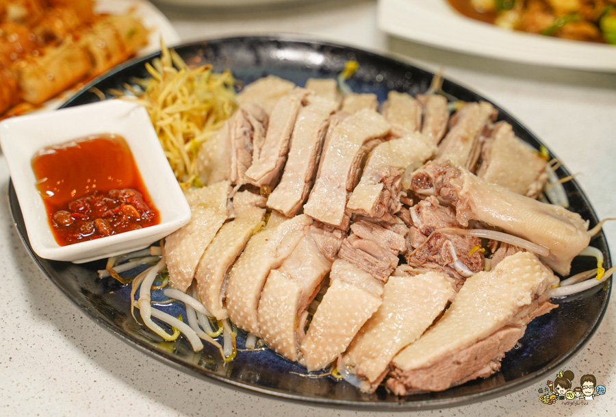 阿國鵝肉-高雄總店 高雄 必吃 聚餐 推薦 好停車 停車場 鵝肉 鍋物 熱炒 啤酒 燒烤 客製化 包廂 母親節