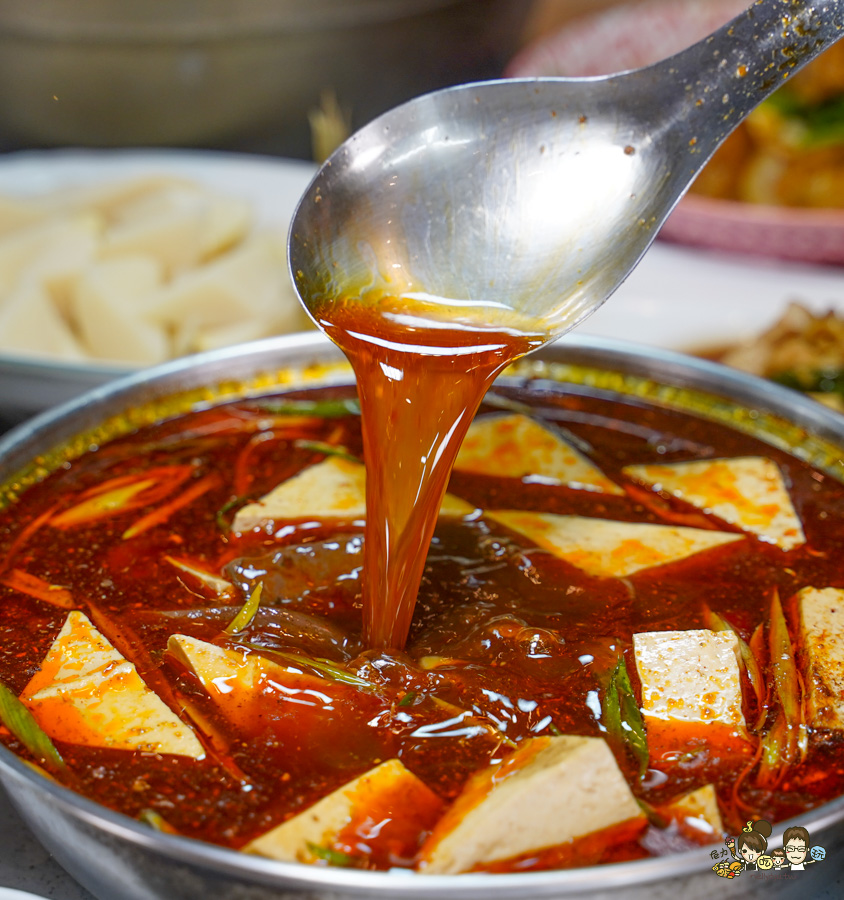 阿國鵝肉-高雄總店 高雄 必吃 聚餐 推薦 好停車 停車場 鵝肉 鍋物 熱炒 啤酒 燒烤 客製化 包廂 母親節