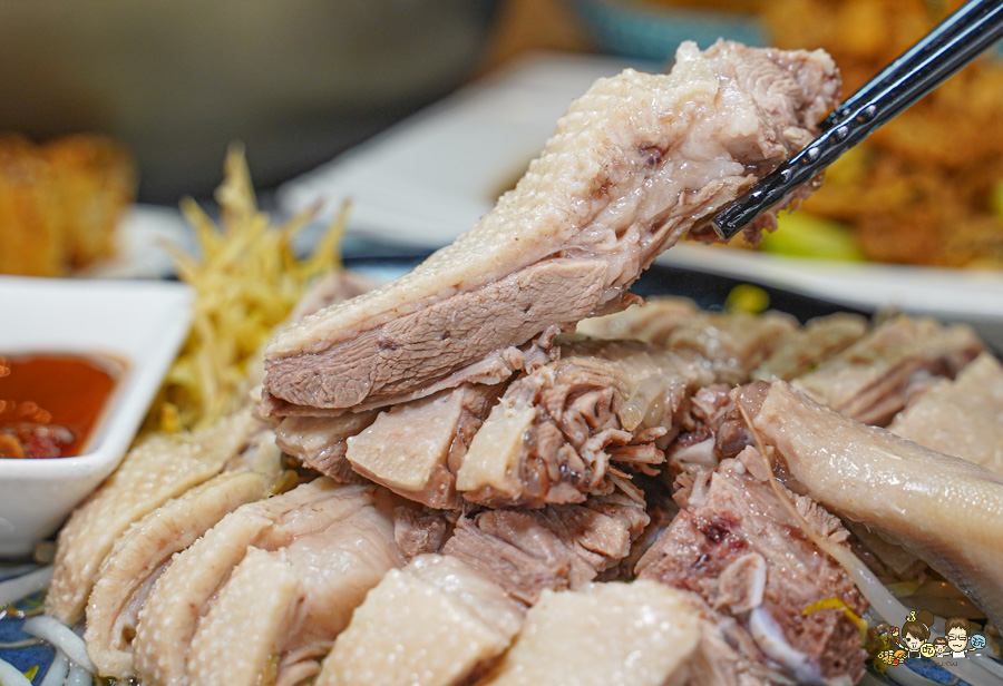 阿國鵝肉-高雄總店 高雄 必吃 聚餐 推薦 好停車 停車場 鵝肉 鍋物 熱炒 啤酒 燒烤 客製化 包廂 母親節