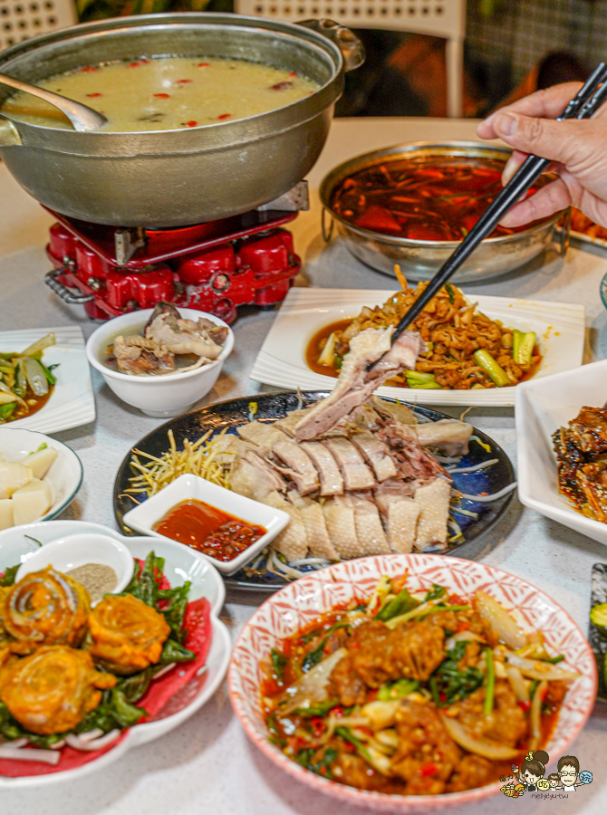 阿國鵝肉-高雄總店 高雄 必吃 聚餐 推薦 好停車 停車場 鵝肉 鍋物 熱炒 啤酒 燒烤 客製化 包廂 母親節