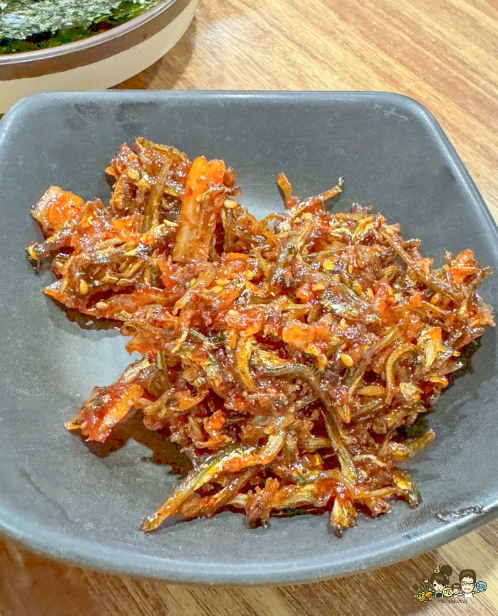 明洞美食 巷弄美食 打工人必吃 睿智食堂예지식당
