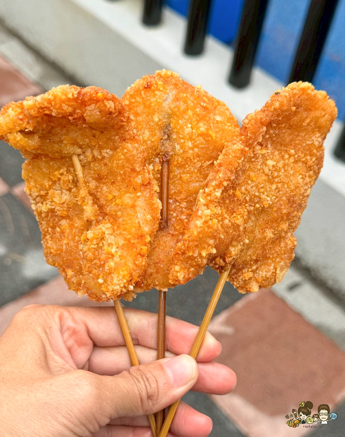 鼎小古早味炸物 雞排 雞排串 雞肉串 香雞排 炸物 下午茶 巷弄 高雄雞排 銅板炸物