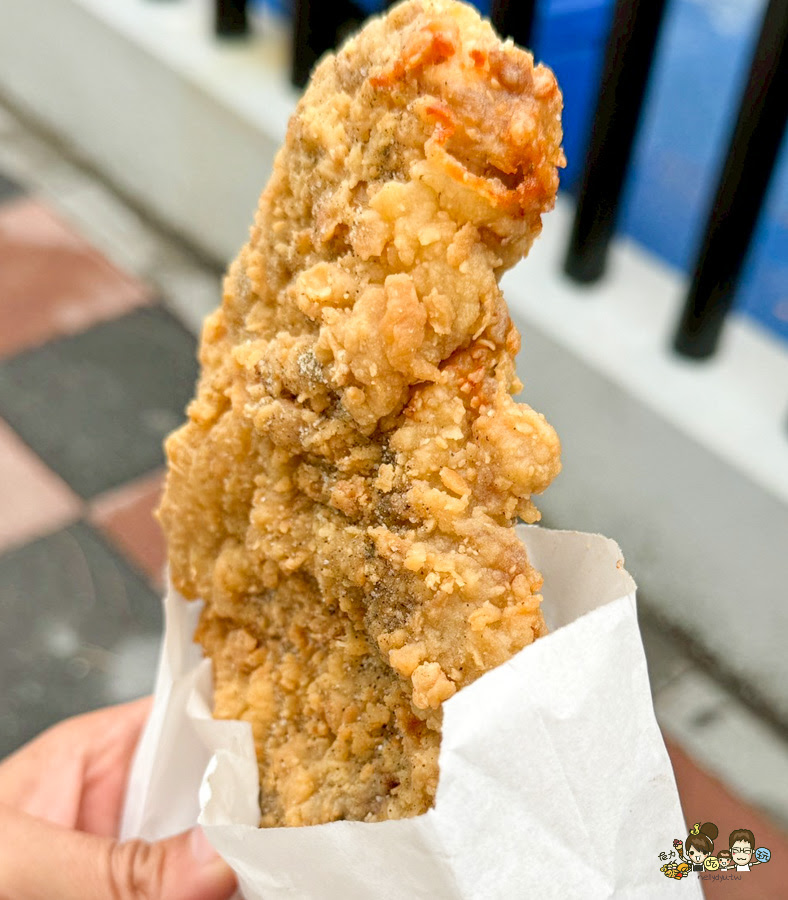 鼎小古早味炸物 雞排 雞排串 雞肉串 香雞排 炸物 下午茶 巷弄 高雄雞排 銅板炸物