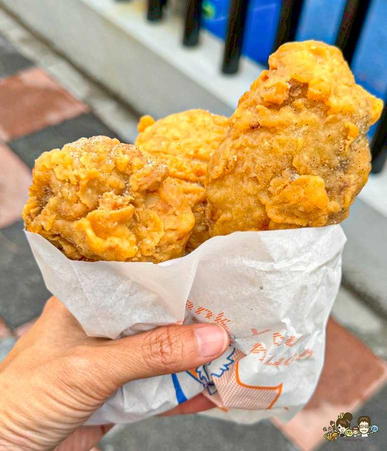 鼎小古早味炸物 雞排 雞排串 雞肉串 香雞排 炸物 下午茶 巷弄 高雄雞排 銅板炸物