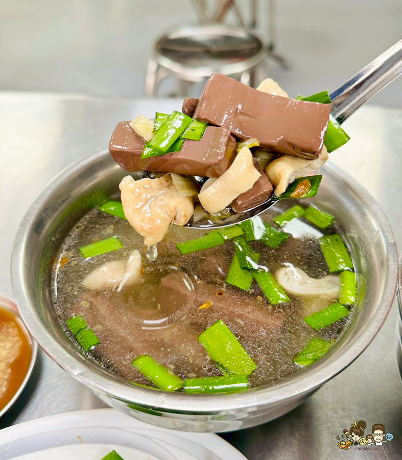 前金 阿婆仔麵 麵攤 高雄 老店 麵食 黑白切 豬肝 小吃 必吃