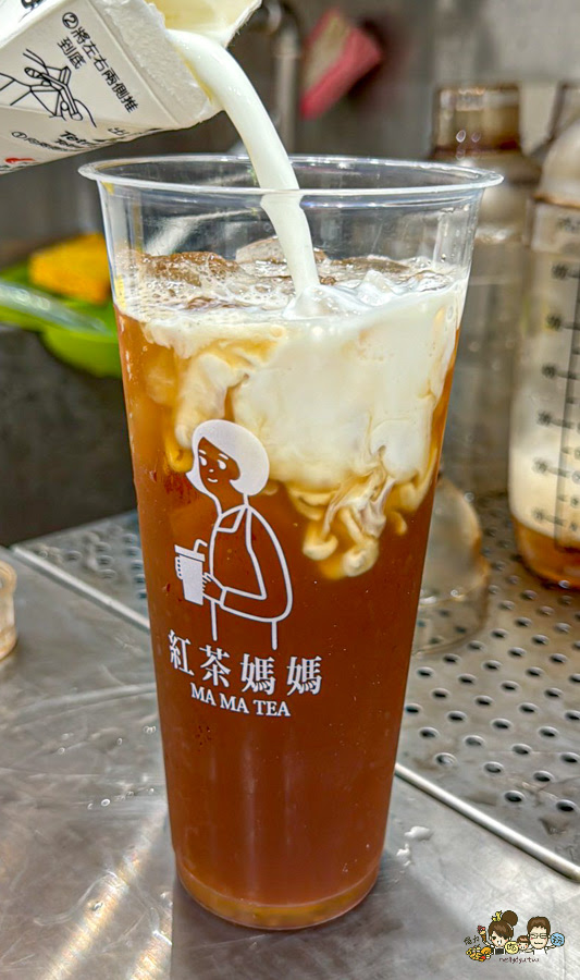 高雄 媽媽紅茶 首間 紅茶專賣 奶蓋 日月潭 手採茶 好喝 推薦 單品茶 無糖 奶茶 奶蓋